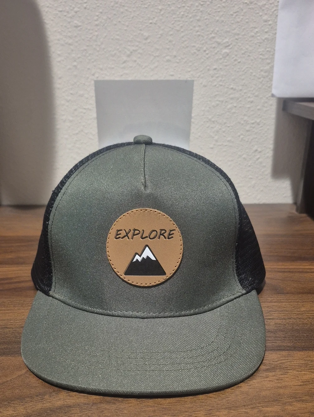 Explore Mountain Patch Trucker Hat - Olive & Black